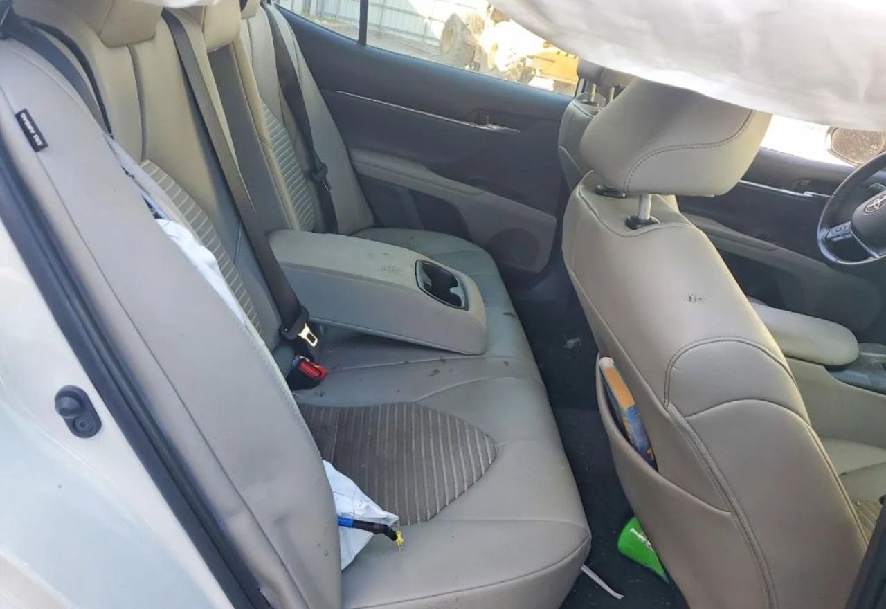 2022 Toyota Camry SE - 4T1G11AK6NU073192 photo 20