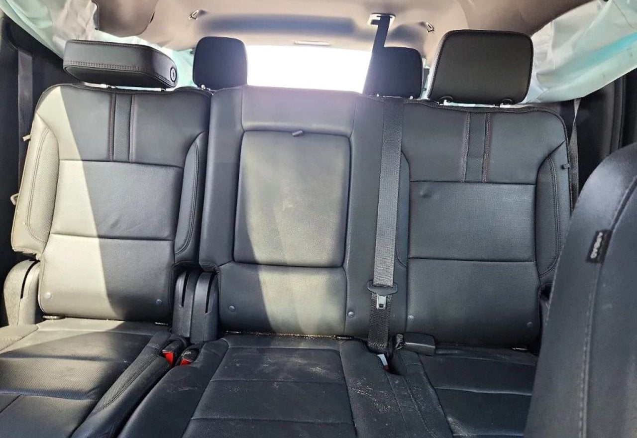 2023 Chevrolet Suburban RST - 1GNSCEKD4PR343579 photo 22