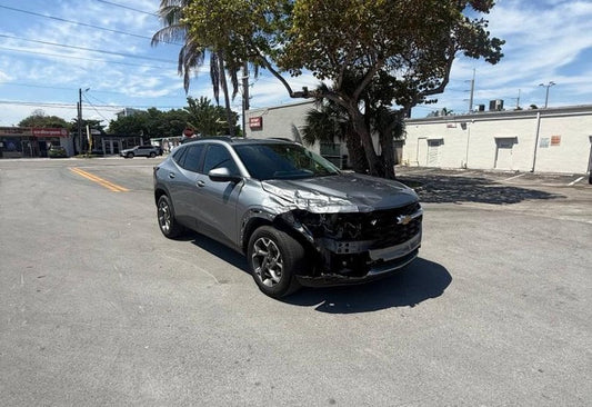 2024 Chevrolet Trax LT - KL77LHE27RC132891 photo 2