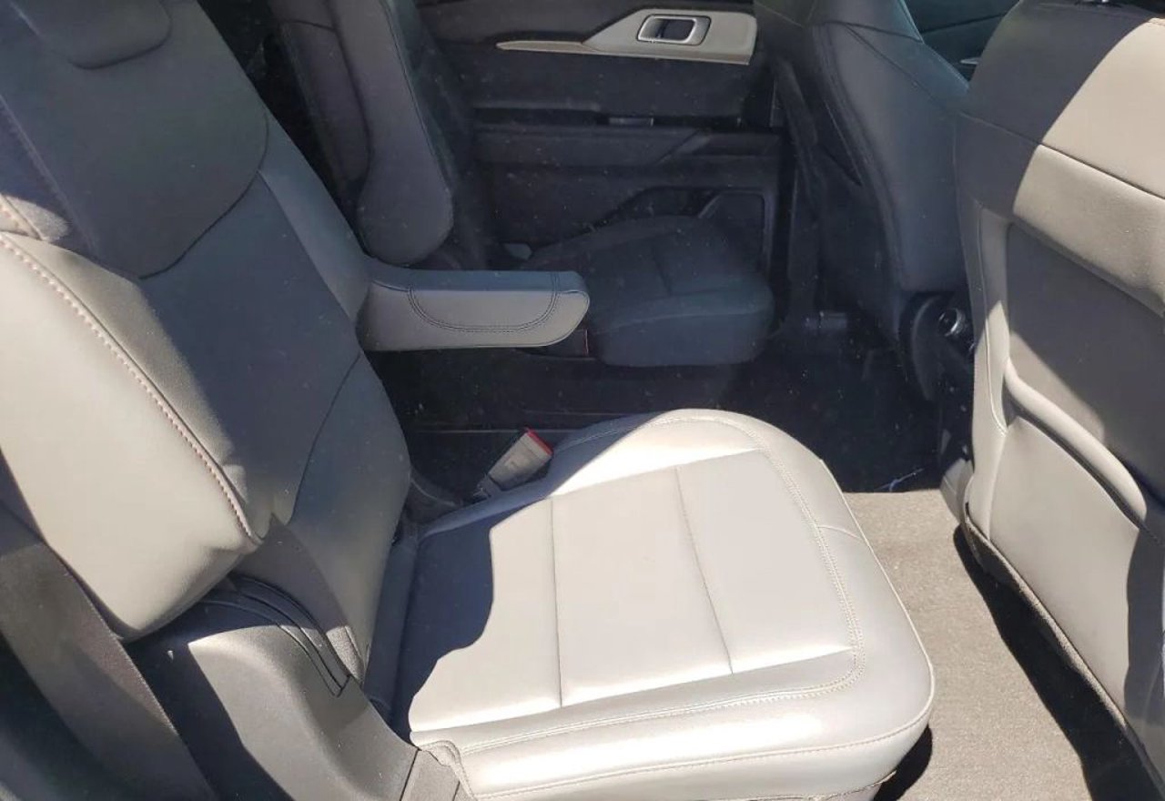2025 Ford Explorer Active - 1FMUK7DH3SGC58636 photo 22