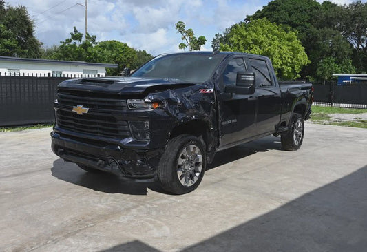 2024 Chevrolet Silverado 2500HD Custom - 1GC4YME7XRF117828 photo 2