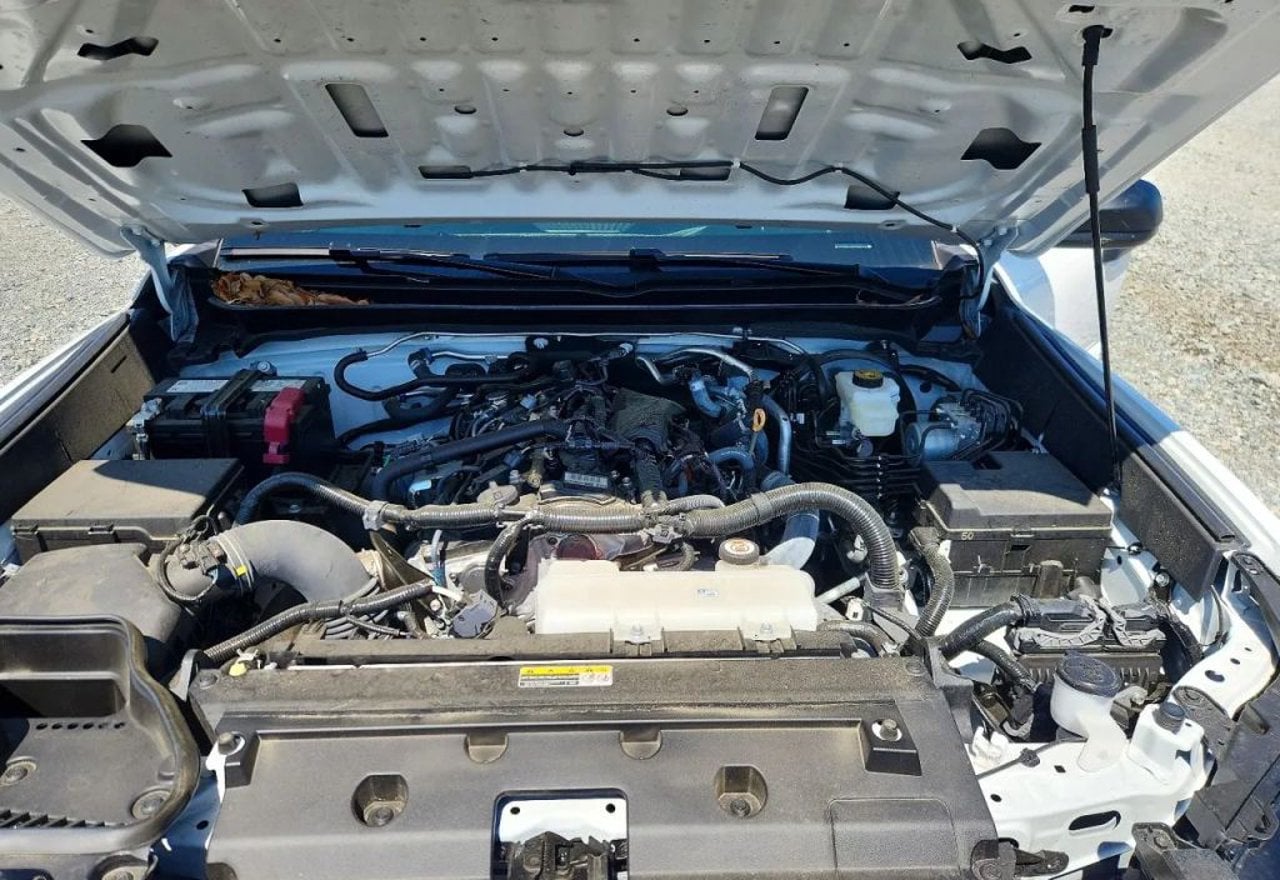 2025 Toyota Tacoma SR - 3TYKD5HN4ST037776 photo 22