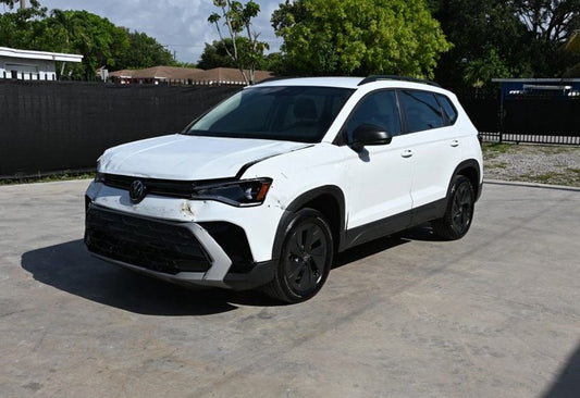 2025 Volkswagen Taos S - 3VV5C7B21SM067180 photo 2