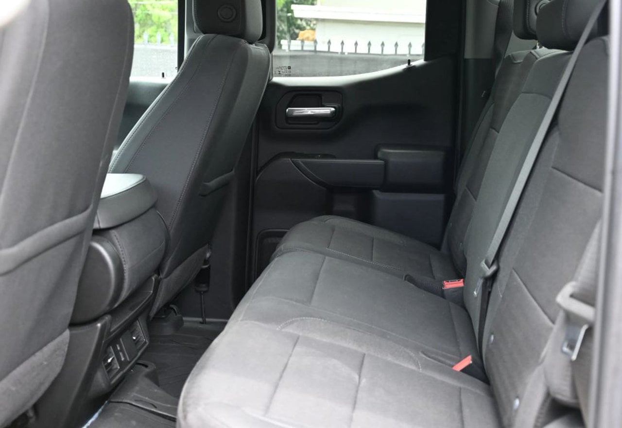 2025 Chevrolet Silverado 1500 Custom - 1GCRABEK3SZ238532 photo 34