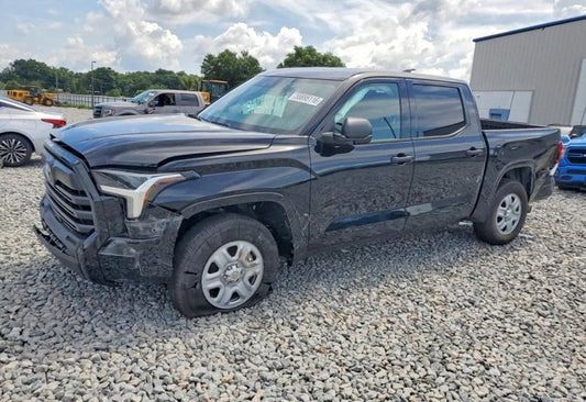 2025 Toyota Tundra SR - 5TFKB5DB8SX327106 photo 2