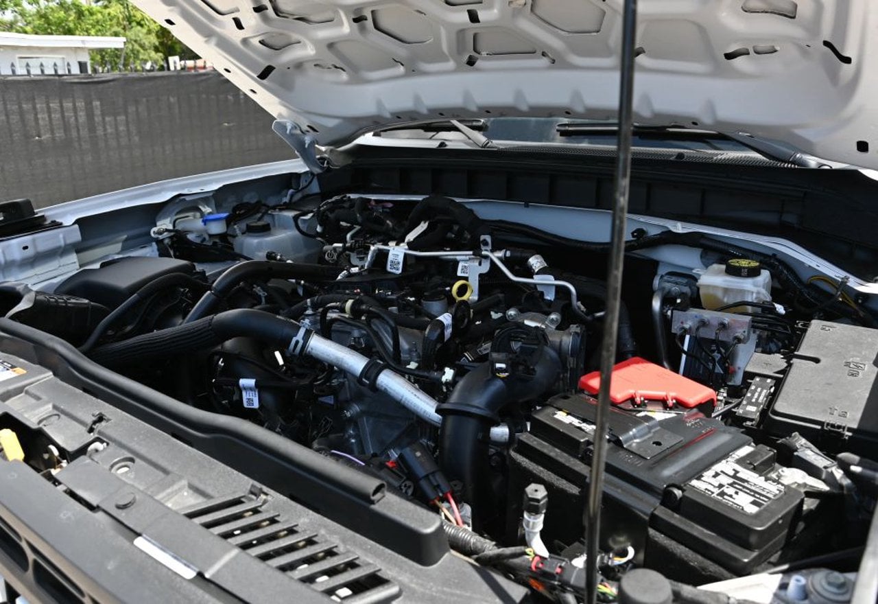 2025 Ford Bronco Base - 1FMDE6BH4SLA92445 photo 40