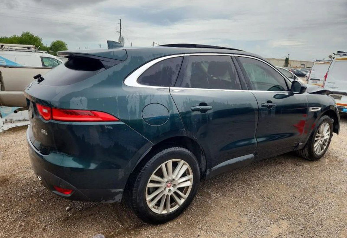 2018 Jaguar F-PACE 30t Prestige Sport Utility 4D - SADCK2GX3JA280907 photo 14