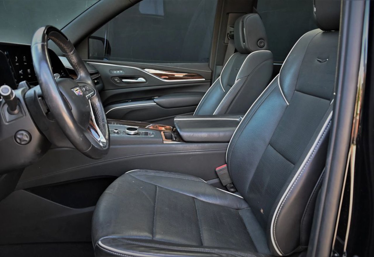 2023 Cadillac Escalade Premium Luxury - 1GYS3BKL2PR472221 photo 38