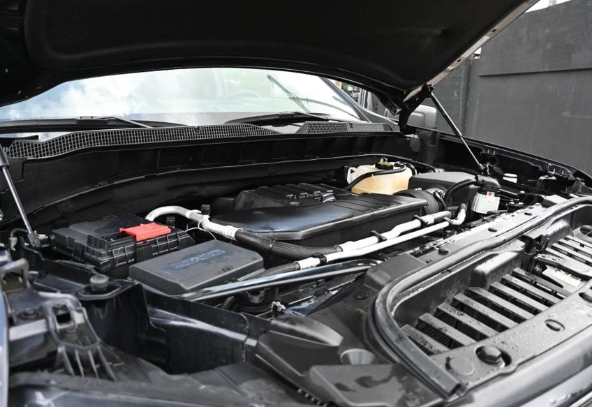 2022 Chevrolet Silverado 1500 Custom - 1GCPABEK7NZ632787 photo 14