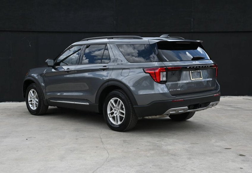 2025 Ford Explorer Active - 1FMUK7DH5SGD00224 photo 4