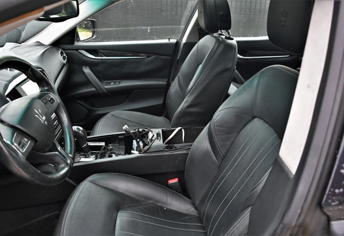 2016 Maserati Ghibli Base - ZAM57XSA4G1166232 photo 31