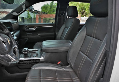 2023 Chevrolet Silverado 1500 High Country - 1GCUDJE87PZ278894 photo 11