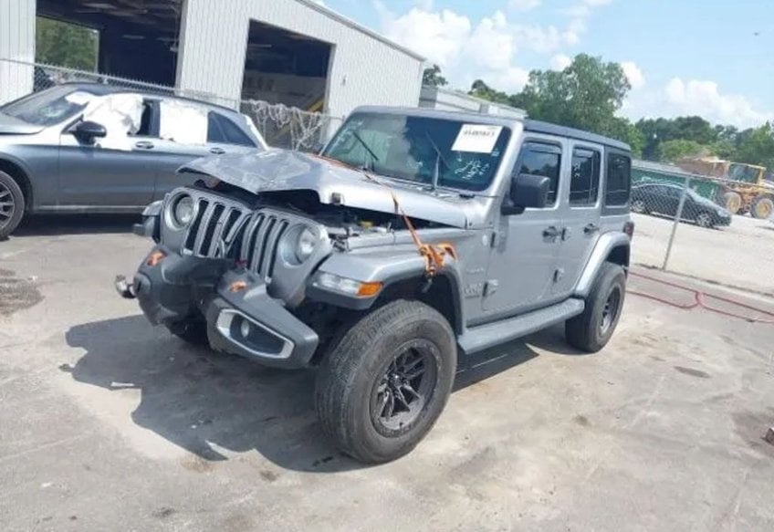 2019 Jeep Wrangler Unlimited Sahara - 1C4HJXEN7KW564466 photo 2