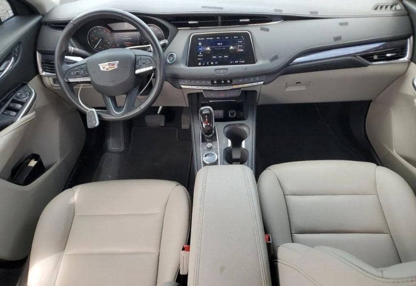 2021 Cadillac XT4 Luxury - 1GYAZAR49MF069207 photo 9