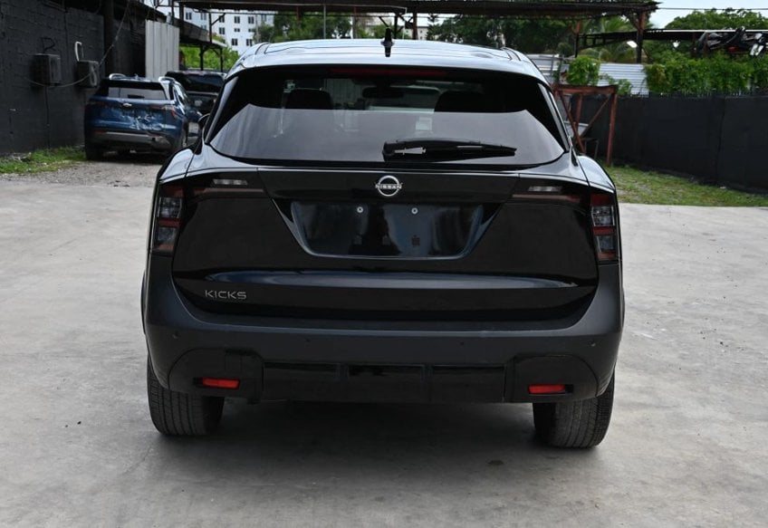 2025 Nissan Kicks SV - 3N8AP6CA3SL306806 photo 7