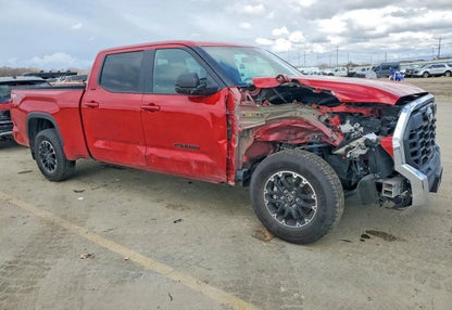 2025 Toyota Tundra SR5 - 5TFLA5EC8SX042176 photo 2