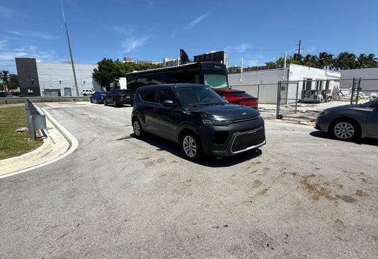 2020 Kia Soul - KNDJ23AU4L7106979 photo 2