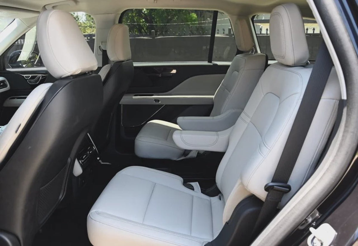 2025 Lincoln Aviator Premiere - 5LM5J6WC2SGL15957 photo 34