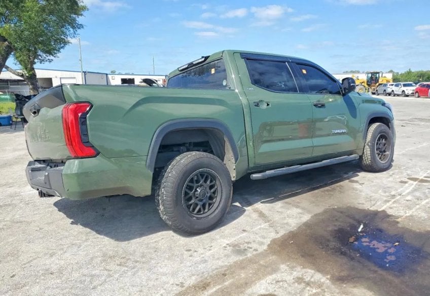 2022 Toyota Tundra SR5 - 5TFLA5AB2NX018554 photo 3