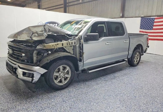 2025 Ford F-150 XLT - 1FTEW3K52SKE53218 photo 2