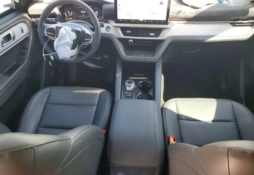 2025 Ford Explorer Active - 1FMUK7DH3SGC58636 photo 8