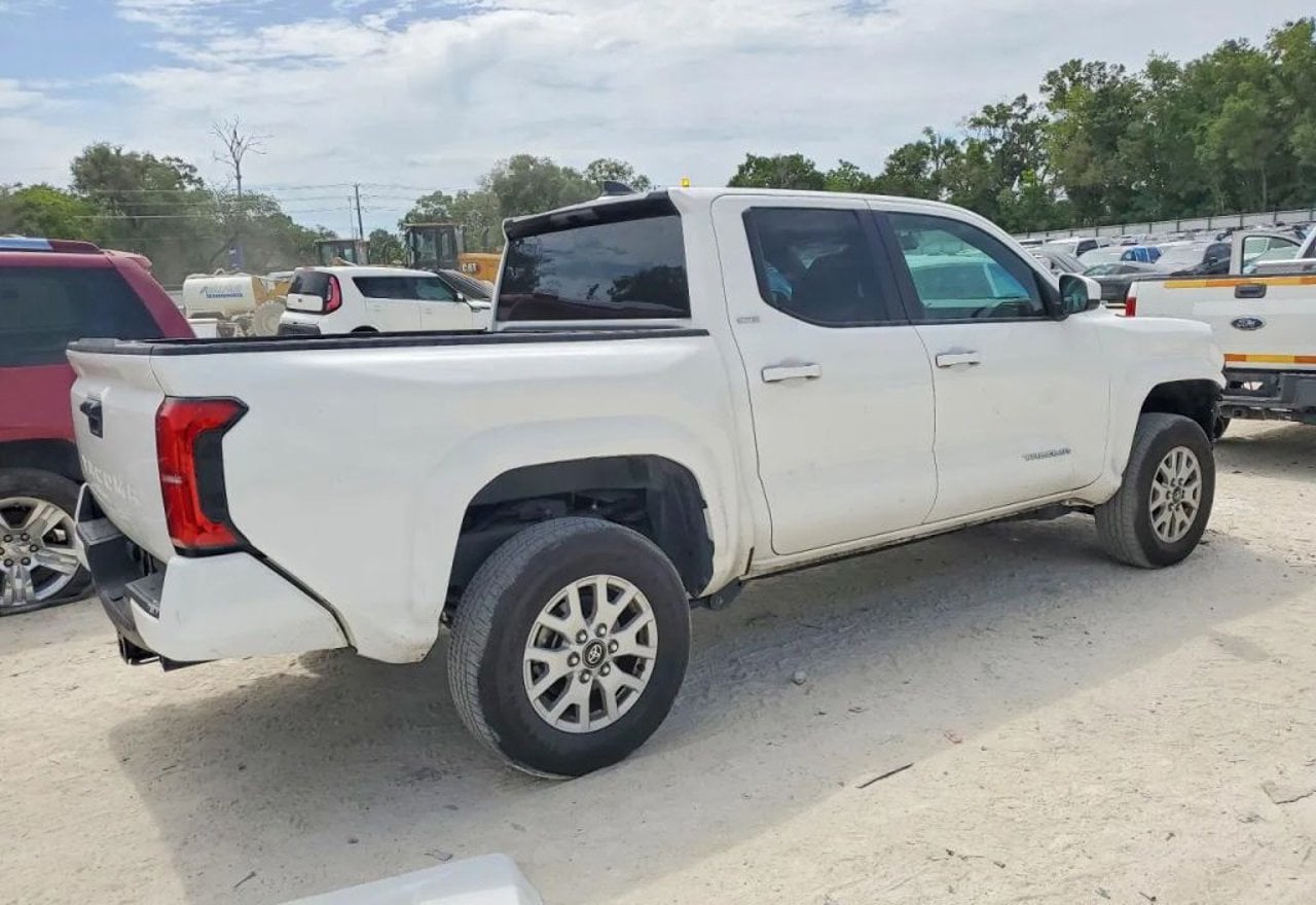 2024 Toyota Tacoma SR5 - 3TMKB5FN8RM022809 photo 14