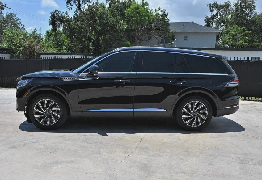 2025 Lincoln Aviator Premiere - 5LM5J6WC2SGL15957 photo 5