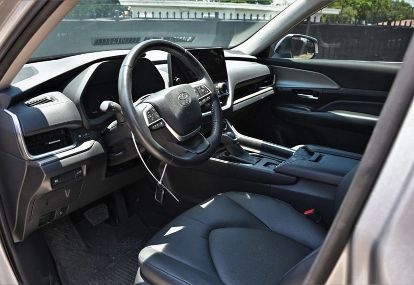 2025 Toyota Grand Highlander Hybrid XLE - 5TDABAA52SS002346 photo 11