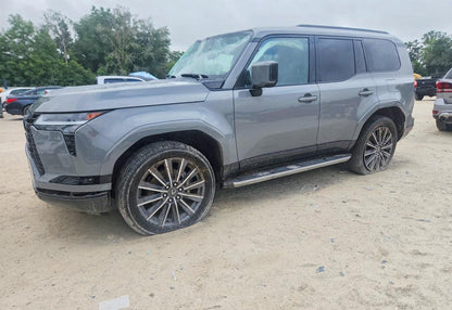 2024 Lexus GX 550 Luxury - JTJVBCDX1R5002183 photo 13
