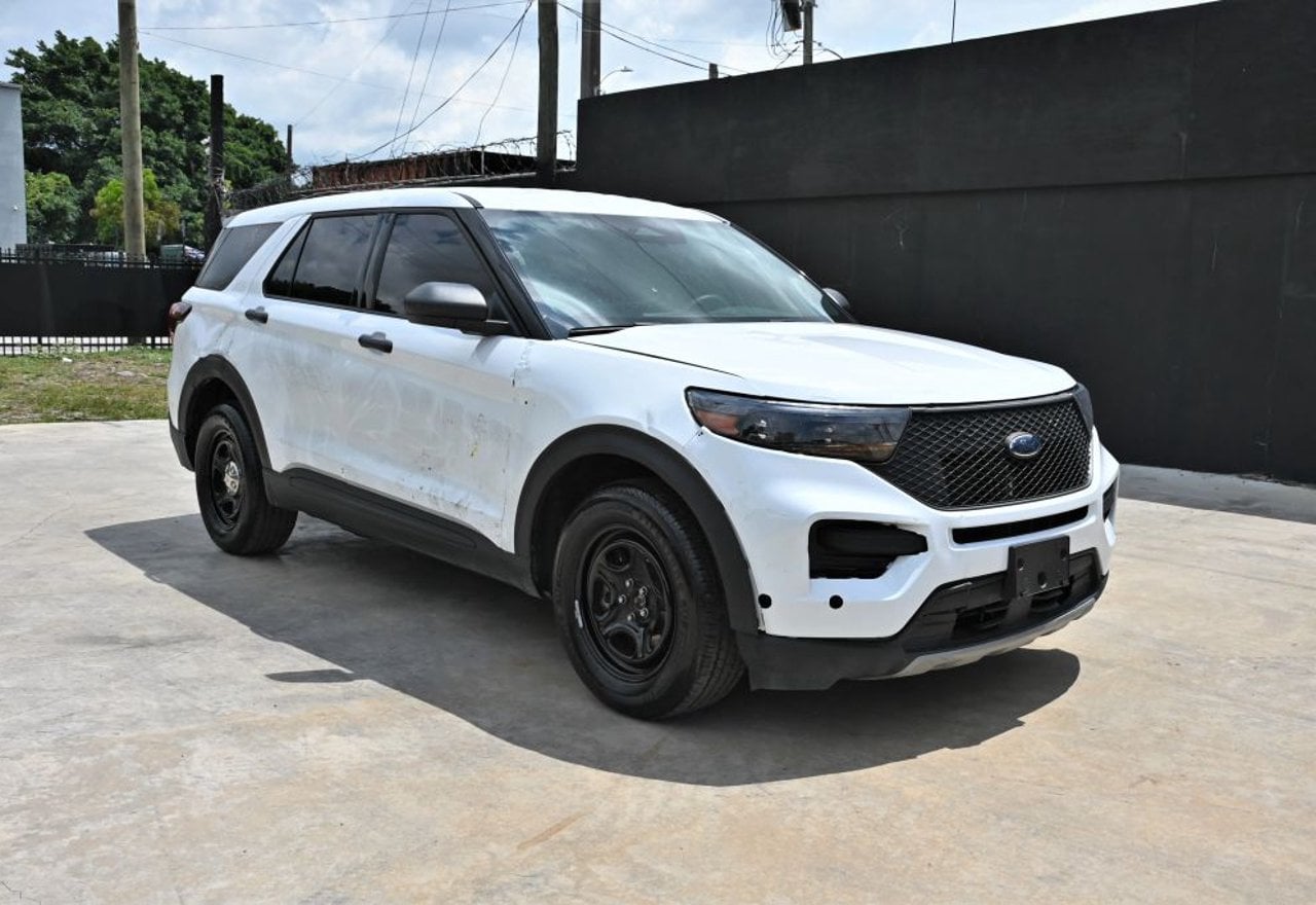 2025 Ford Explorer Police Interceptor Utility - 1FM5K8AB8SGA35292 photo 18