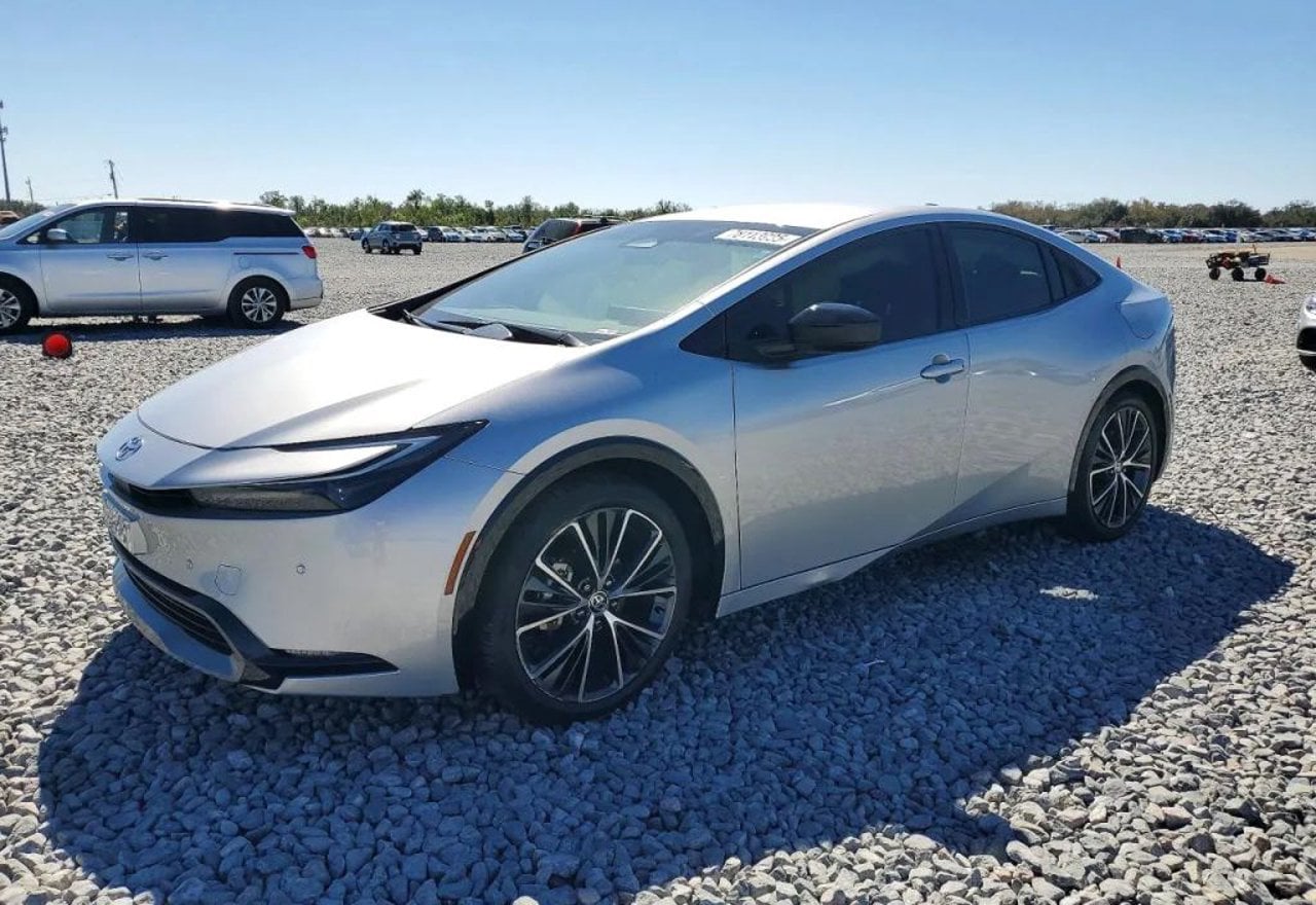 2024 Toyota Prius - JTDACAAU7R3037593 photo 12