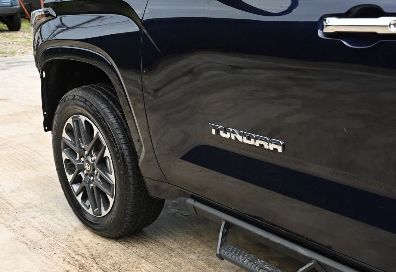 2025 Toyota Tundra Limited - 5TFJA5DB3SX263765 photo 33