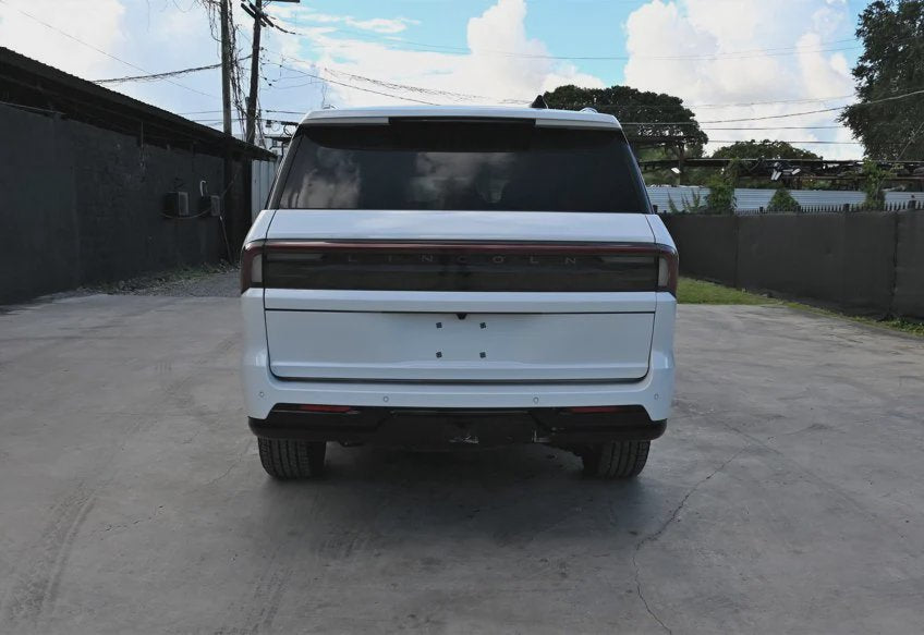 2025 Lincoln Navigator Reserve - 5LMJJ2LG8SEL03757 photo 4