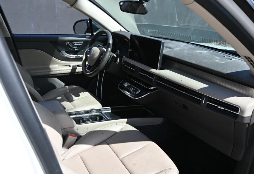 2023 Lincoln Corsair Standard - 5LMCJ1CA9PUL00202 photo 13