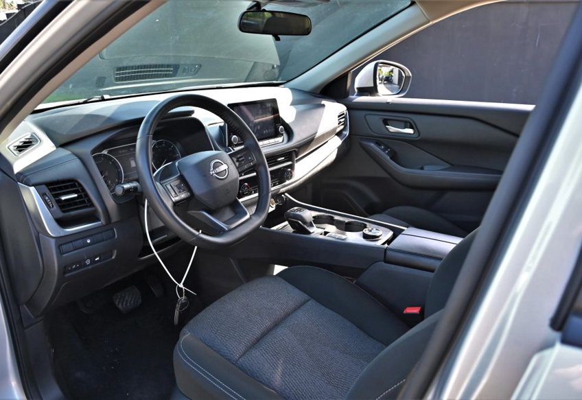 2025 Nissan Rogue SV - 5N1BT3BB5SC807563 photo 11