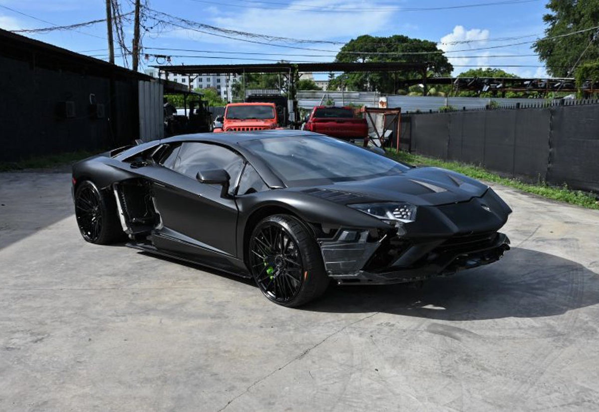 2018 Lamborghini Aventador S Coupe 2D - ZHWUG4ZD5JLA06879 photo 24