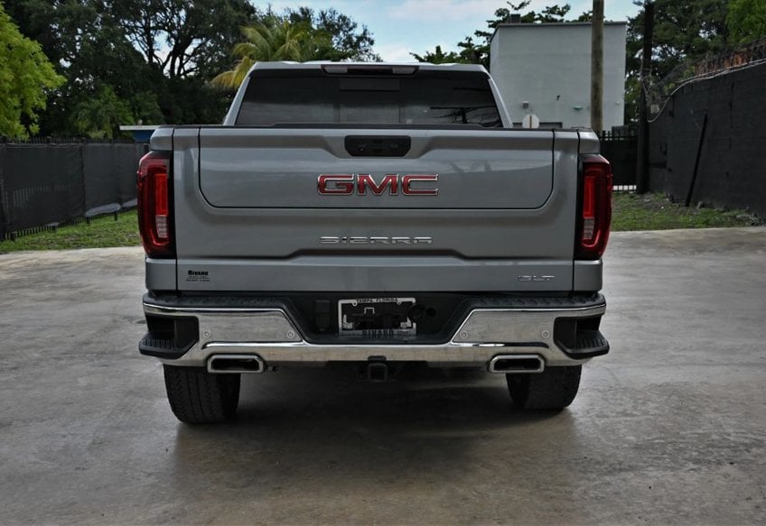 2023 GMC Sierra 1500 SLT - 3GTUUDE88PG286827 photo 7