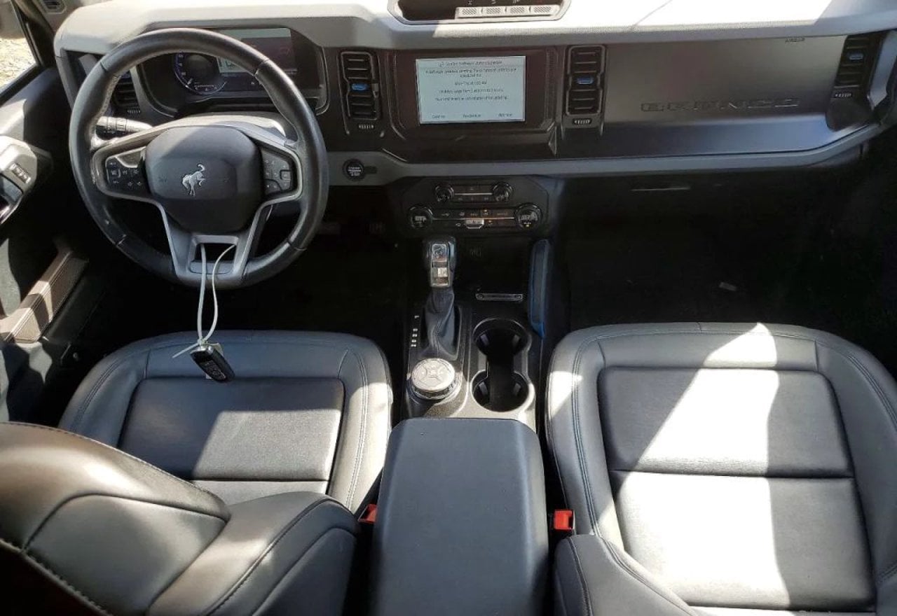 2021 Ford Bronco Black Diamond - 1FMEE5BH9MLA61046 photo 19