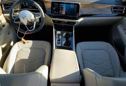 2025 Volkswagen Atlas SE - 1V2JR2CA4SC543717 photo 8