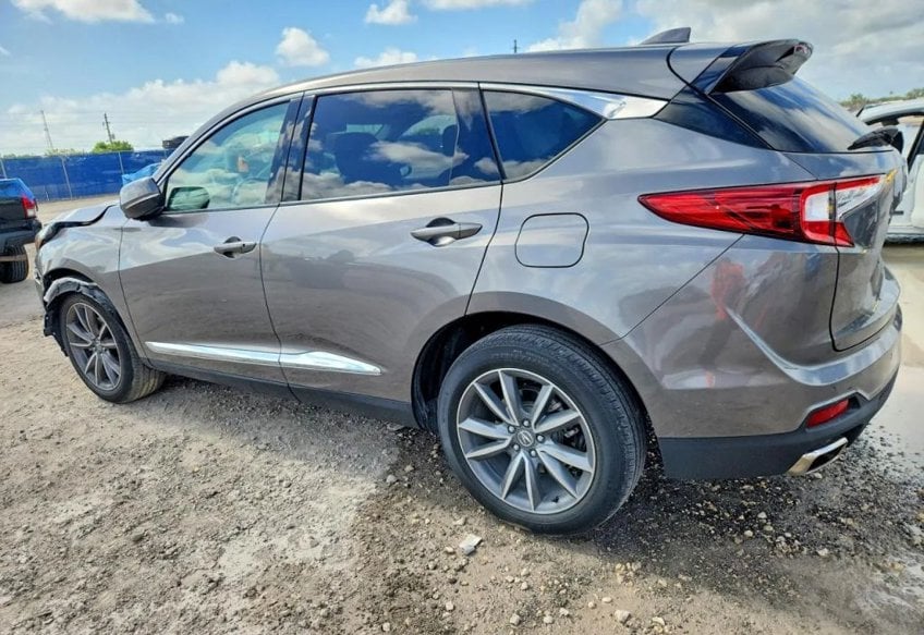 2023 Acura RDX w/Tech - 5J8TC1H55PL009085 photo 3