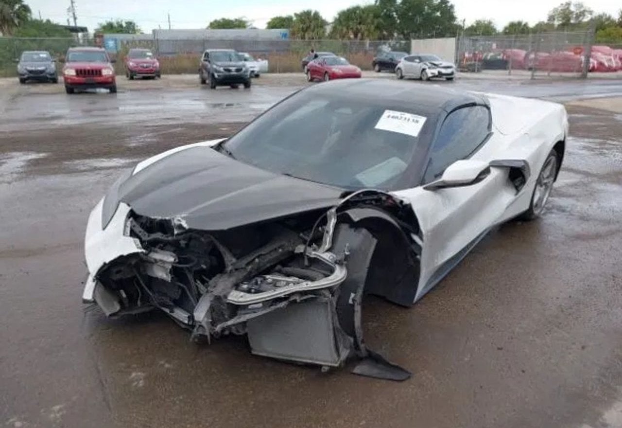 2024 Chevrolet Corvette Stingray - 1G1YA2D41R5123968 photo 13