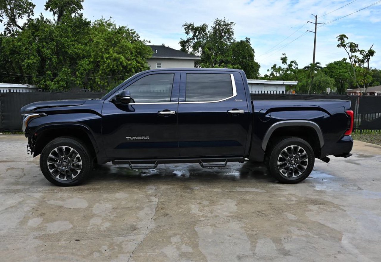 2025 Toyota Tundra Limited - 5TFJA5DB3SX263765 photo 30