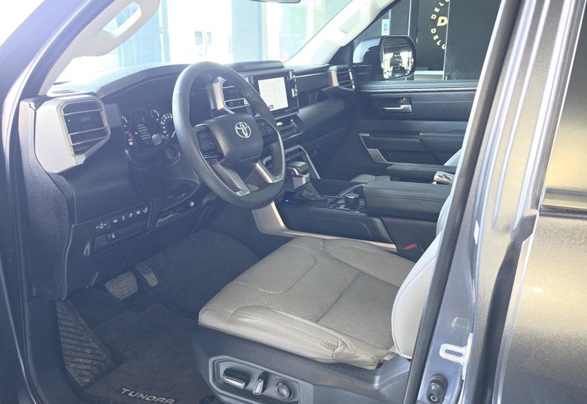 2024 Toyota Tundra SR5 - 5TFLA5DA8RX167513 photo 6