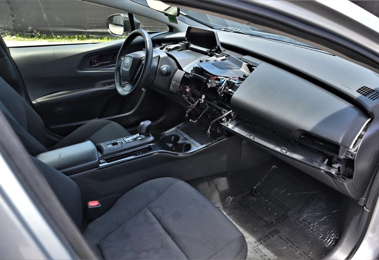 2024 Toyota Prius LE - JTDACAAU5R3020209 photo 24