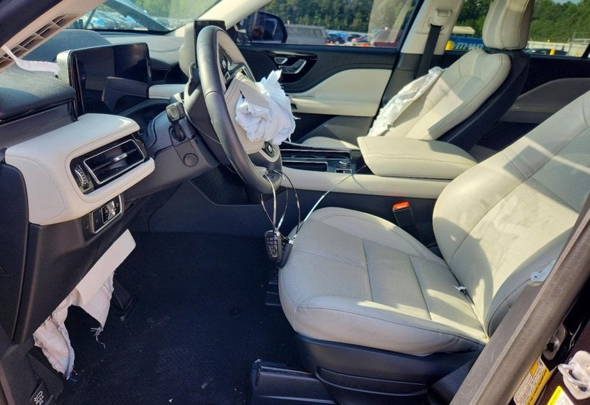 2025 Lincoln Aviator Premiere - 5LM5J6WC2SGL15957 photo 7