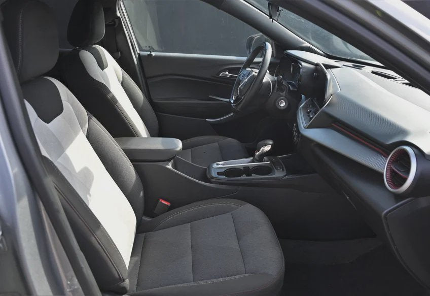 2025 Chevrolet Trax RS - KL77LGEP7SC194996 photo 11