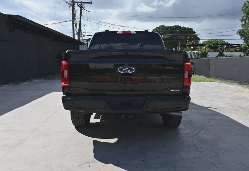 2022 Ford F-150 XLT Pickup 4D 5 1/2 ft - 1FTEW1EP7NFA46056 photo 4