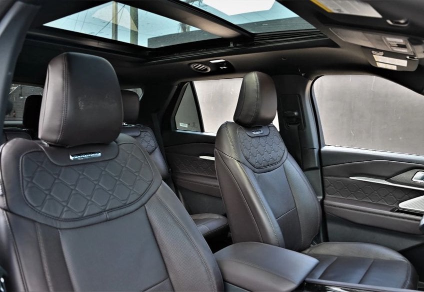 2025 Ford Explorer Platinum - 1FMUK8HH4SGB66807 photo 17
