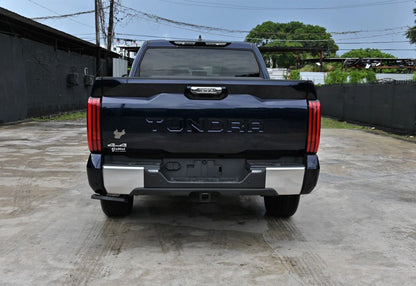2025 Toyota Tundra Limited - 5TFJA5DB3SX263765 photo 32