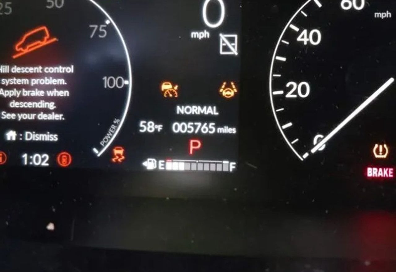 2025 Honda CR-V Hybrid Sport - 7FARS6H5XSE067881 photo 16